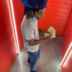 Meet your Posher, Jeremiah